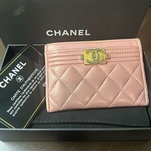 CHANEL Metallic Lambskin Card Holder